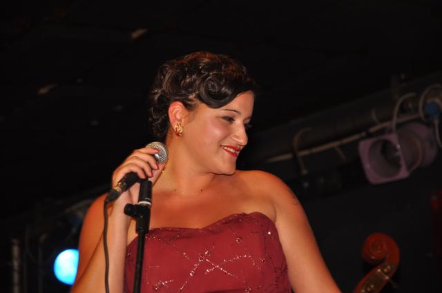 min 2010 08 05 mamamia 275